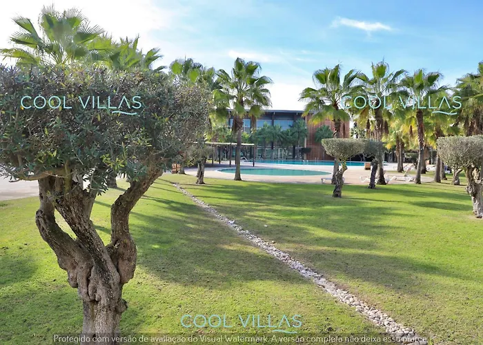 Serenity - Sea, Beach, Golf For 6 Guests 아파트 *